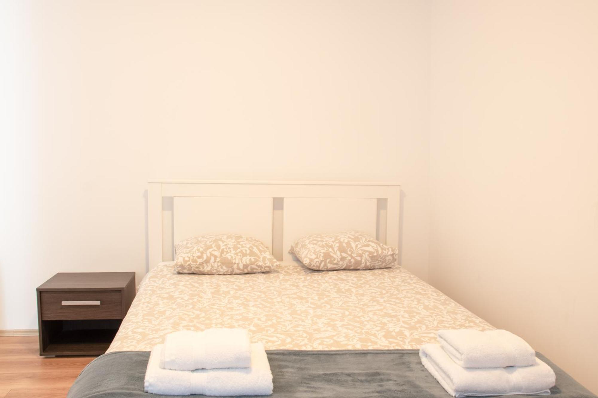 Twin-Magnolias Condo With Garden, Parking & Ev Station Zagreb Eksteriør bilde