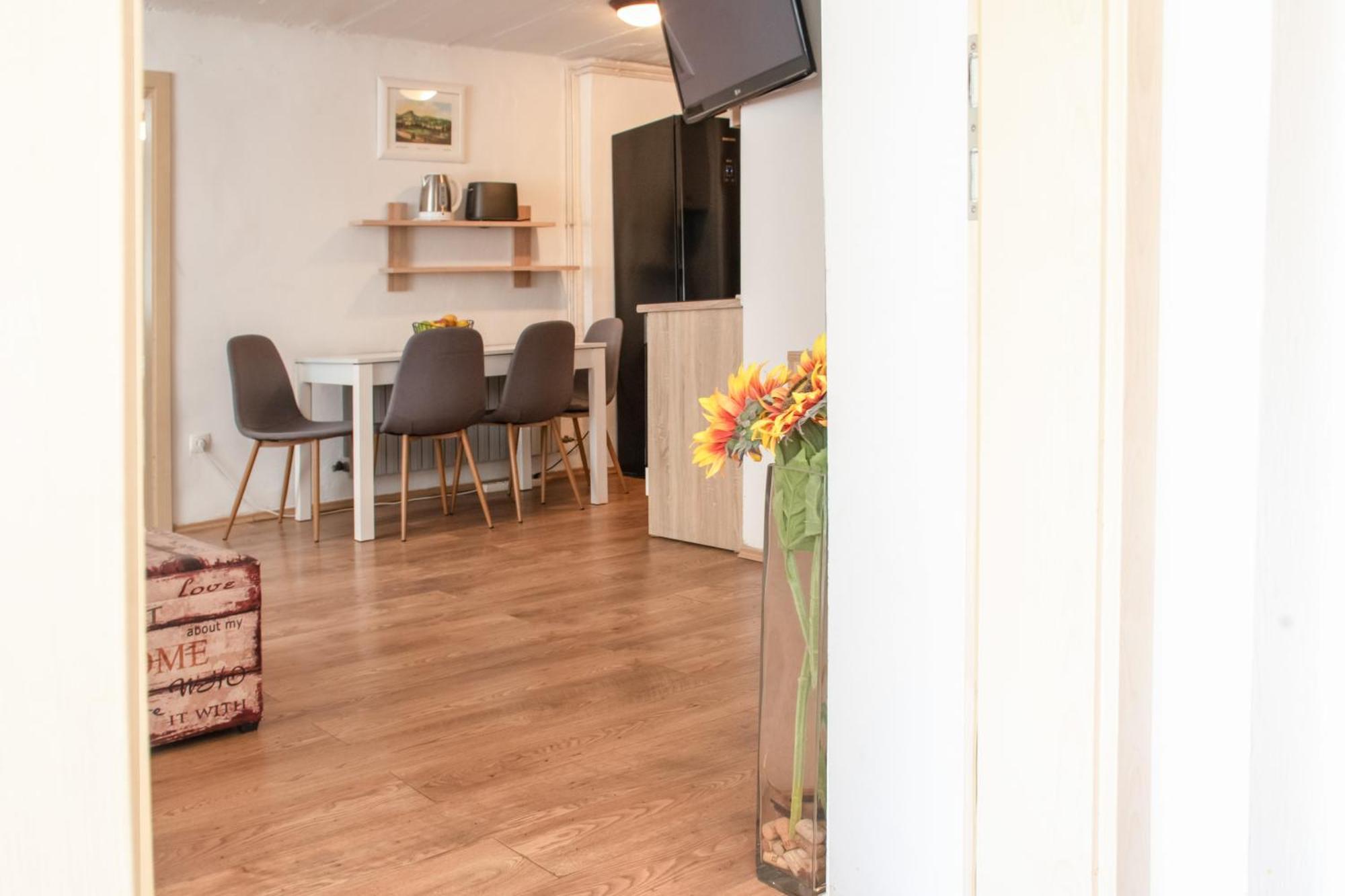 Twin-Magnolias Condo With Garden, Parking & Ev Station Zagreb Eksteriør bilde